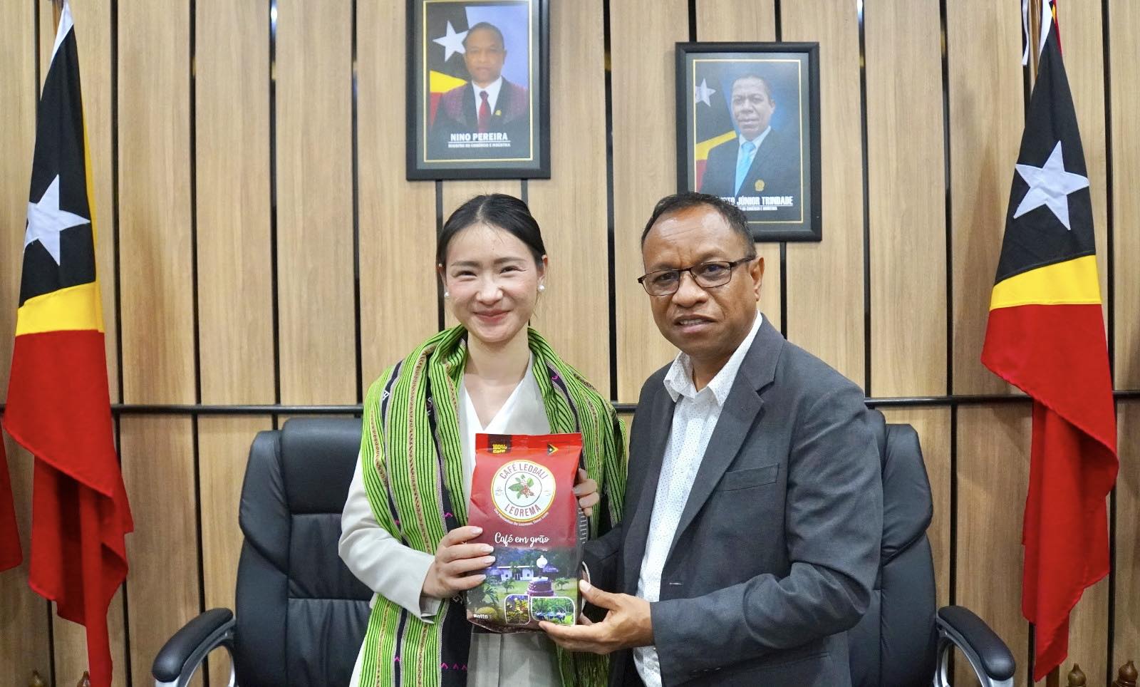 𝐄𝐦𝐩𝐫𝐞𝐳á𝐫𝐢𝐮 𝐇𝐮𝐬𝐢 𝐗𝐢𝐧𝐚 𝐡𝐚𝐭𝐮𝐝𝐮 𝐈𝐧𝐭𝐞𝐫𝐞𝐬𝐞 𝐚𝐭𝐮 𝐢𝐧𝐯𝐞𝐬𝐭𝐞 𝐢𝐡𝐚 á𝐫𝐞𝐚 𝐊𝐨𝐦é𝐫𝐬𝐢𝐮 𝐧𝐨 𝐈𝐧𝐝ú𝐬𝐭𝐫𝐢𝐚, 𝐢𝐧𝐤𝐥𝐮𝐢 𝐬𝐞𝐭ó𝐫 𝐭𝐮𝐫𝐢𝐳𝐦𝐮